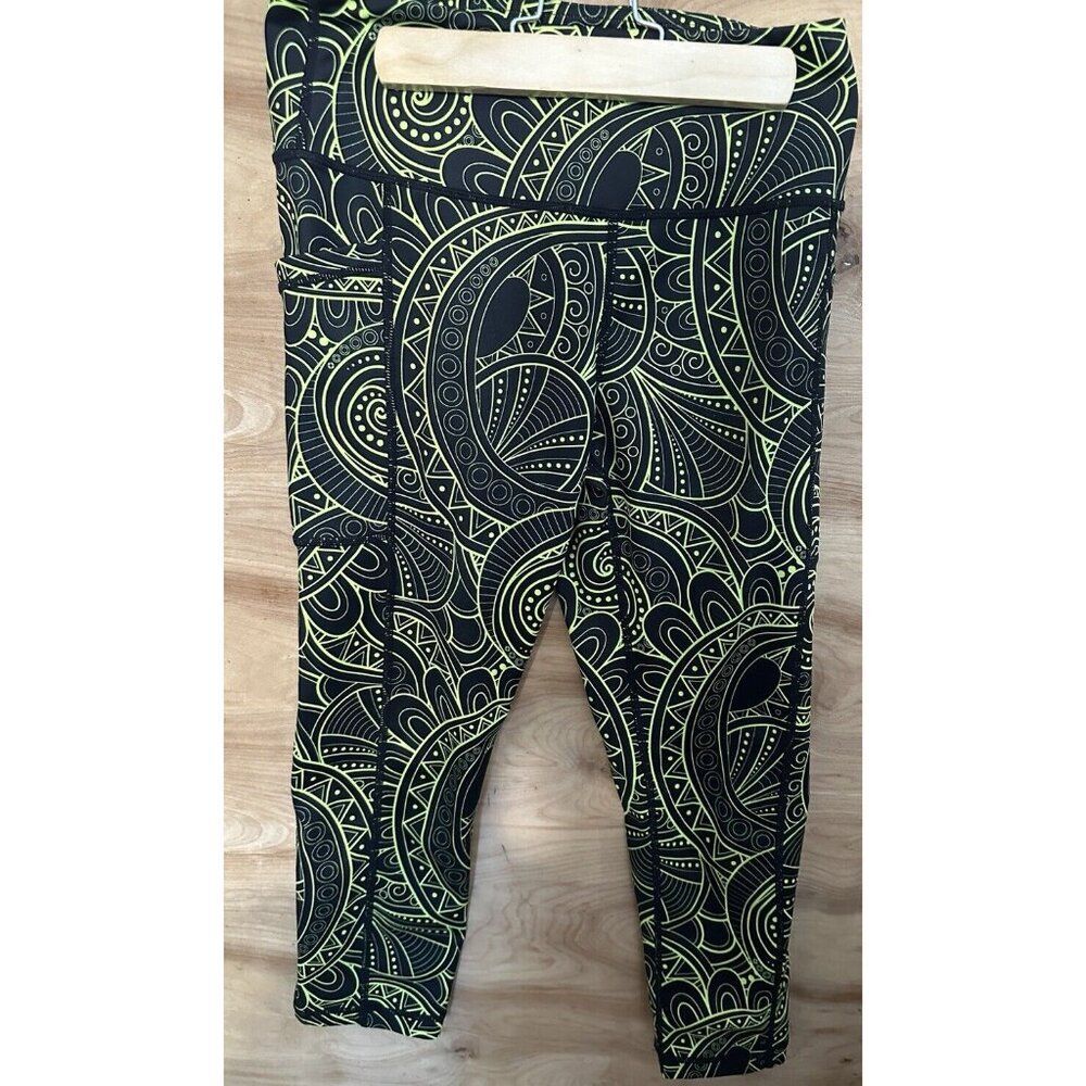 Constantly Varied Gear CVG Small Capri Crossfit Leggings Geometric Moon